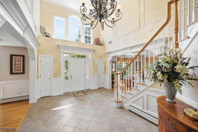 4 Harcourt Ter, Denville Twp., NJ 07834
