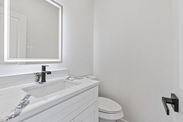 108 Koolua DR, Bastrop, TX 78602