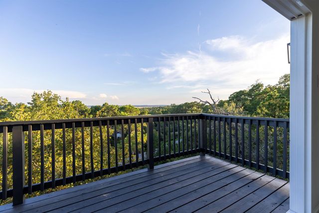 108 Koolua DR, Bastrop, TX 78602