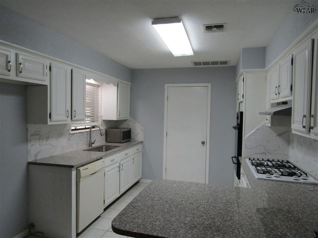4706 CATALINA DRIVE, Wichita Falls, TX 76310