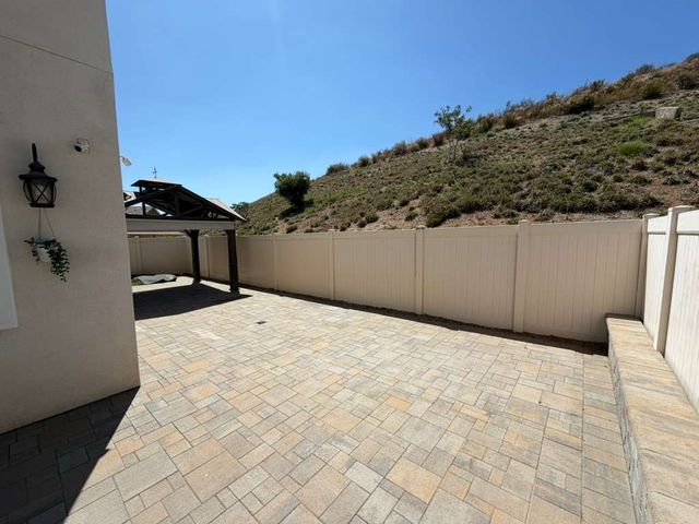 22021 Windham Way, Saugus, CA 91350
