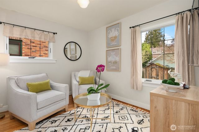 7744 33rd Avenue NW, Seattle, WA 98117