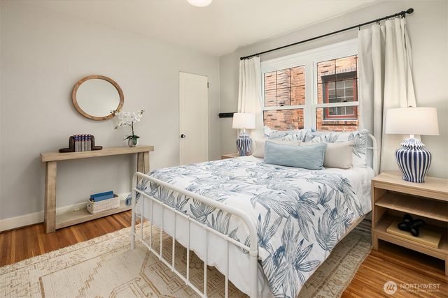 7744 33rd Avenue NW, Seattle, WA 98117