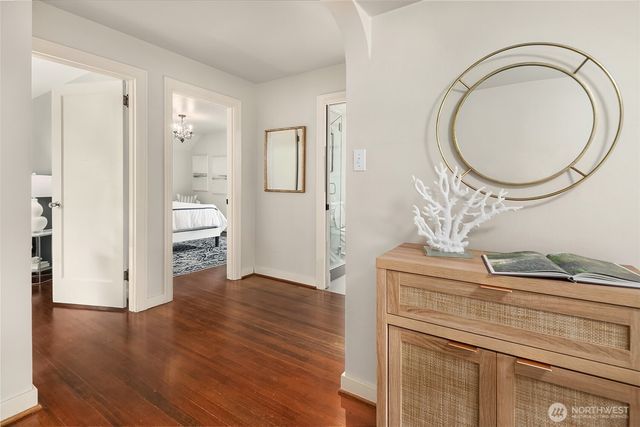 7744 33rd Avenue NW, Seattle, WA 98117