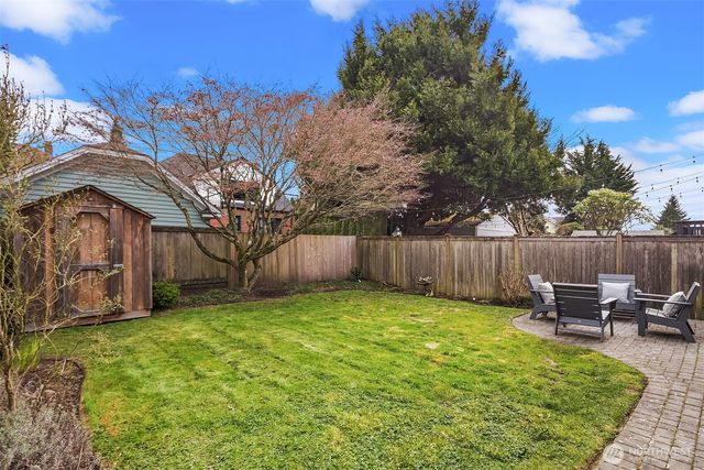 7744 33rd Avenue NW, Seattle, WA 98117