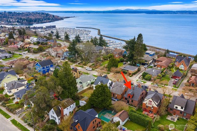 7744 33rd Avenue NW, Seattle, WA 98117