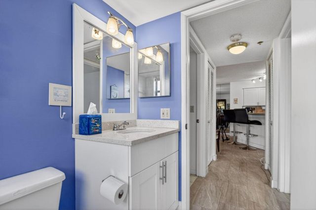 2240 N Cypress Bend Drive 601, Pompano Beach, FL 33069