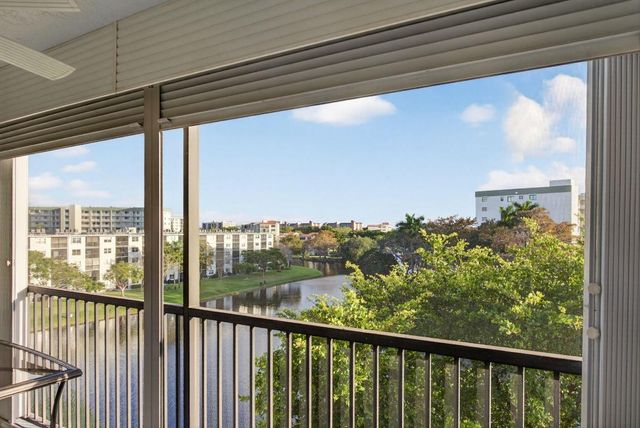 2240 N Cypress Bend Drive 601, Pompano Beach, FL 33069