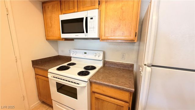 45 Maleena Mesa Street 916, Henderson, NV 89074