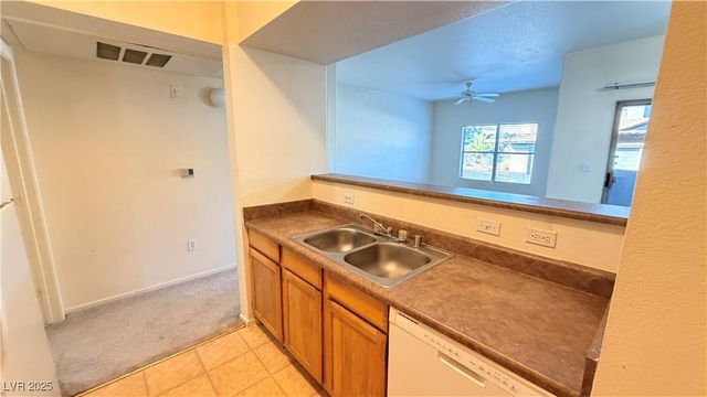 45 Maleena Mesa Street 916, Henderson, NV 89074