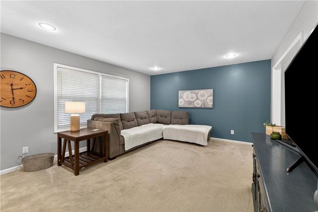 9707 W 56th Terrace, Merriam, KS 66203