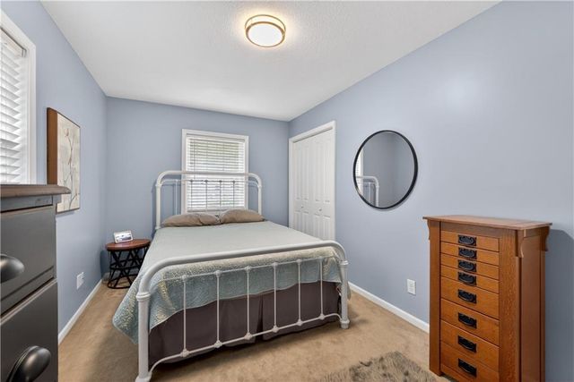 9707 W 56th Terrace, Merriam, KS 66203