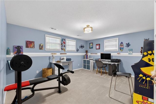 9707 W 56th Terrace, Merriam, KS 66203