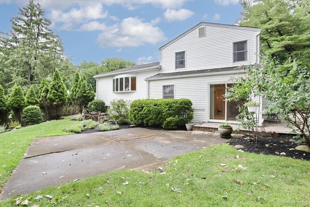 32 Newport Avenue, Tappan, NY 10983