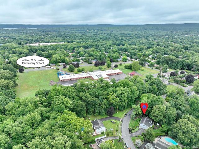 32 Newport Avenue, Tappan, NY 10983