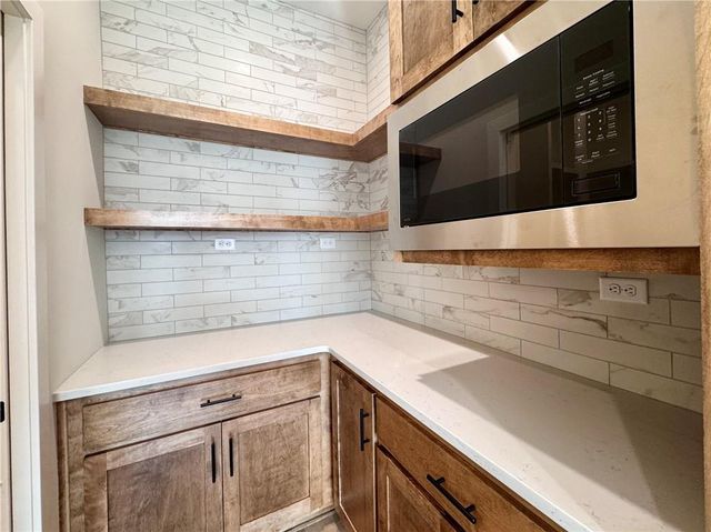 12495 N Arbor Way, Platte City, MO 64079