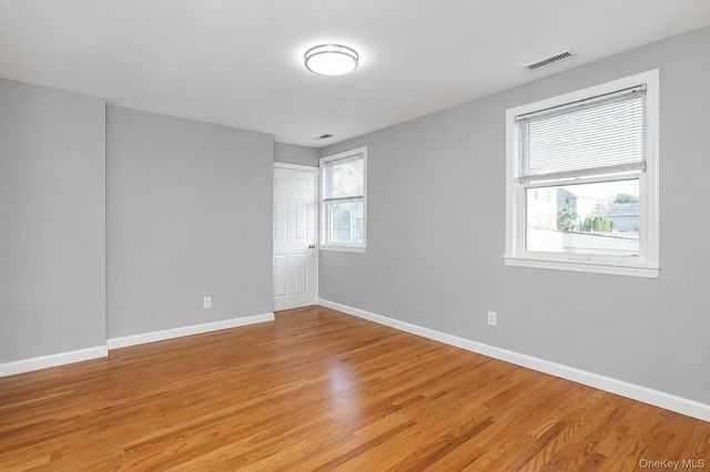 29 Orchard Street 2nd Fl, Eastchester, NY 10709