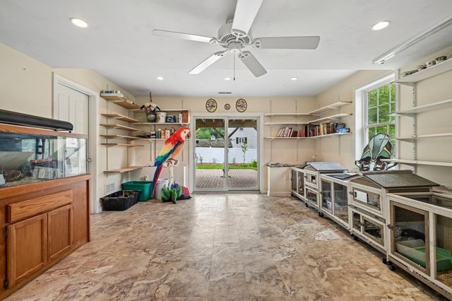 12 Autumn St, Billerica, MA 01821
