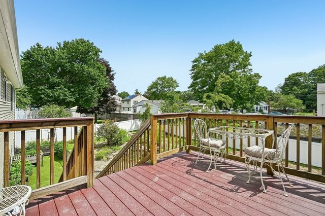 12 Autumn St, Billerica, MA 01821