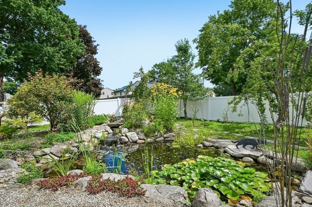 12 Autumn St, Billerica, MA 01821