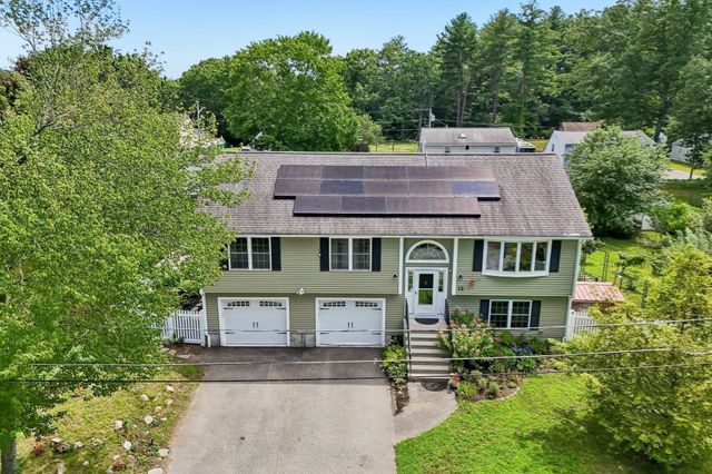 12 Autumn St, Billerica, MA 01821