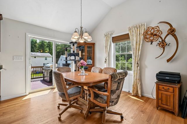 12 Autumn St, Billerica, MA 01821