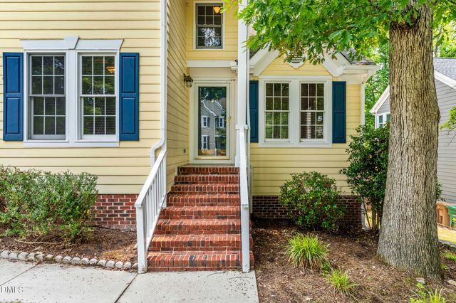 207 Bell Arthur Drive, Cary, NC 27519