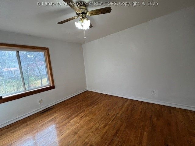 916 Lincoln Avenue, South Charleston, WV 25309