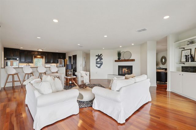 714 Starcrest DR, New Braunfels, TX 78130