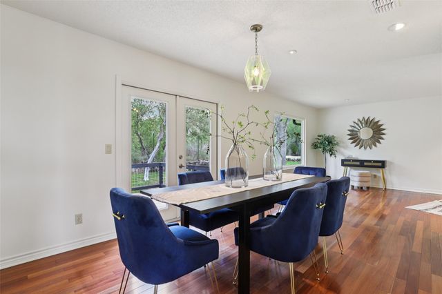 714 Starcrest DR, New Braunfels, TX 78130