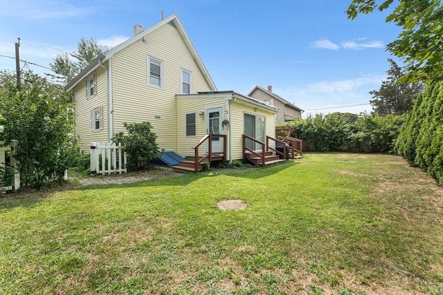 111 Shore Ave, Swansea, MA 02777