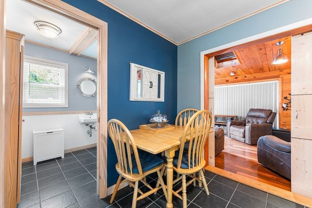 111 Shore Ave, Swansea, MA 02777