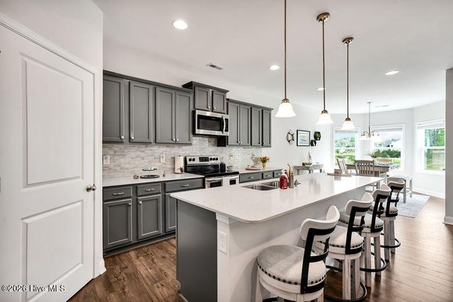 1146 Spincast Road, Southport, NC 28461