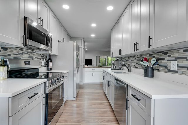 21691 Cypress Road 16c, Boca Raton, FL 33433