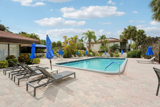 21691 Cypress Road 16c, Boca Raton, FL 33433