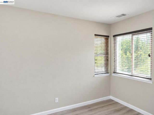 1825 Mark Mead Ln, Modesto, CA 95356