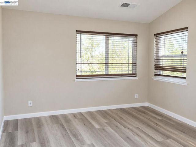 1825 Mark Mead Ln, Modesto, CA 95356