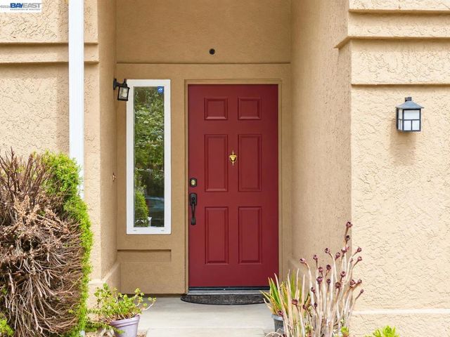 1825 Mark Mead Ln, Modesto, CA 95356