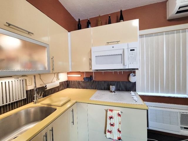 322 Harding St B101, Hollywood, FL 33019