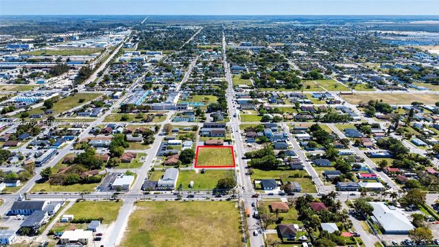 429 SW 6th Ave, Homestead, FL 33030