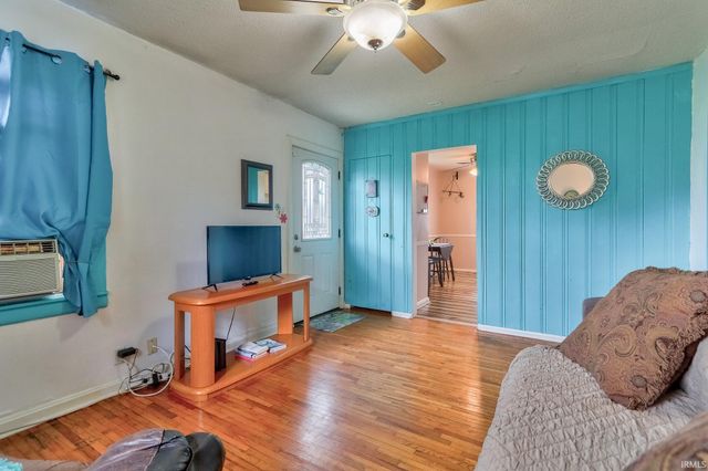 1917 Harding Avenue, Evansville, IN 47711