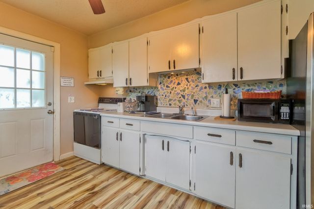1917 Harding Avenue, Evansville, IN 47711