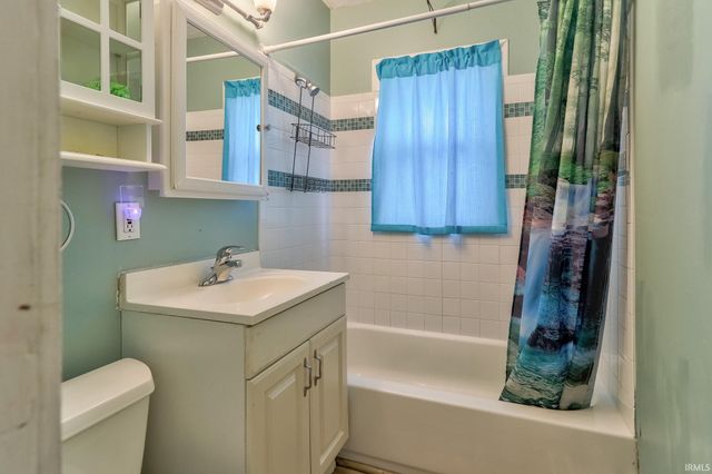 1917 Harding Avenue, Evansville, IN 47711