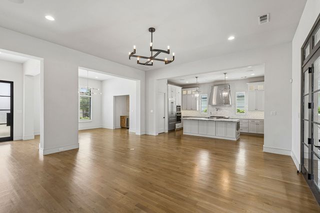 8605 Colina Terrace, Benbrook, TX 76126