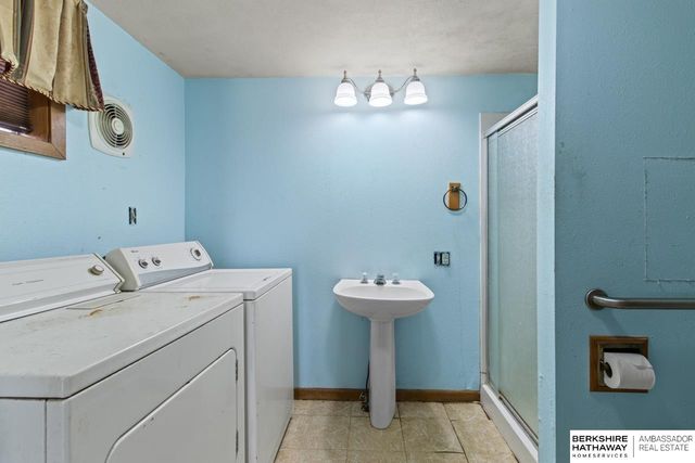 440 State Street, Lyons, NE 68038