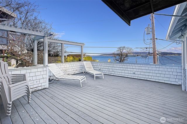 641 Maple Grove Road, Camano Island, WA 98282