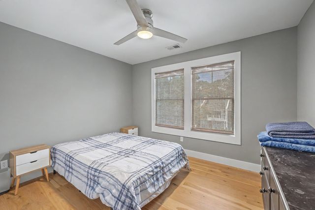 952 Myrtle Court, Mount Pleasant, SC 29464