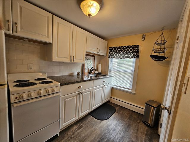 49 Beacon Street Upper Apartment, Beacon, NY 12508