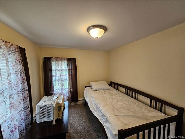 49 Beacon Street Upper Apartment, Beacon, NY 12508