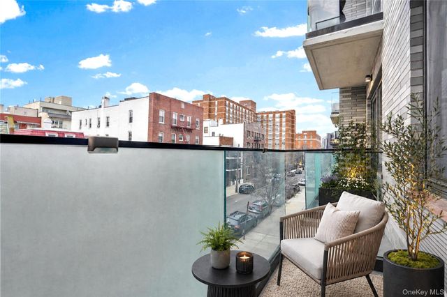 2343 31st Road 3B, Astoria, NY 11106